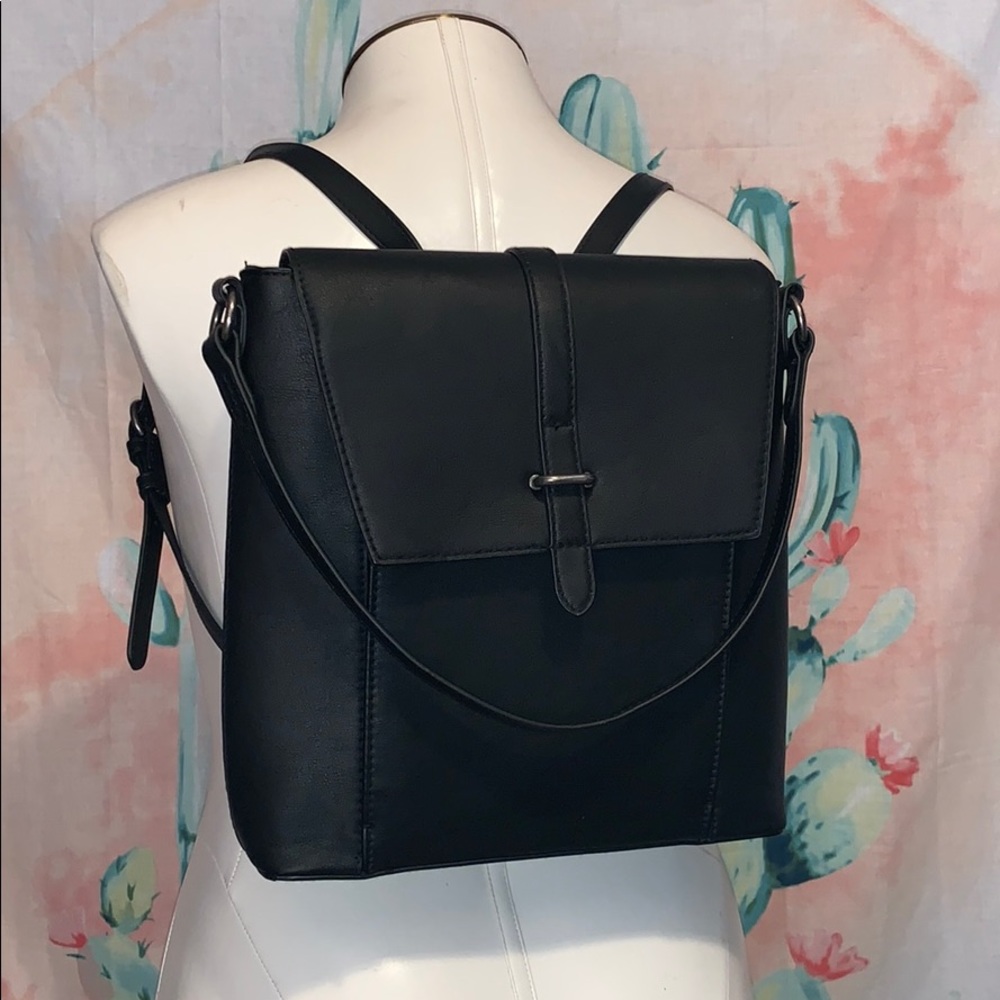 Universal threads backpack